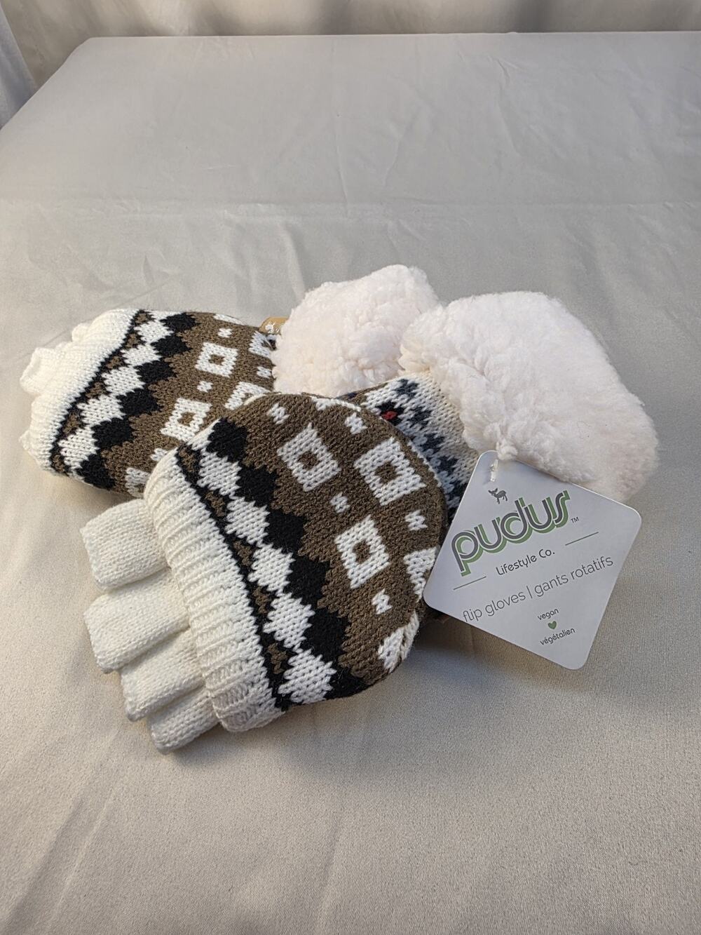 Pudus Flip Top Knit Gloves Fair Isle Geometric Pattern Fuzzy White Cuffs NWT